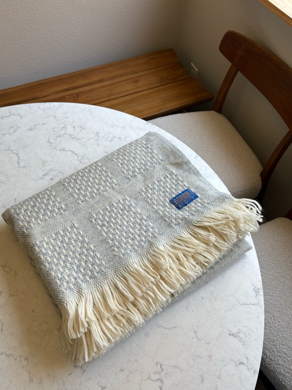 Vintage Pendleton Pure Virgin Wool Throw Blanket - Picture 3 of 11